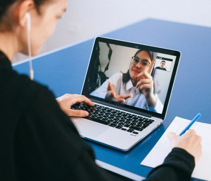 Online vs Offline courses