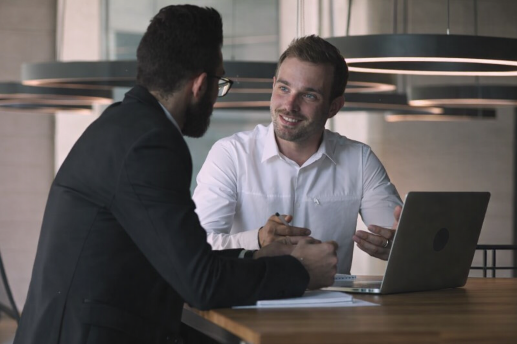 what is paraphrasing and why it matters in workplace communication & business