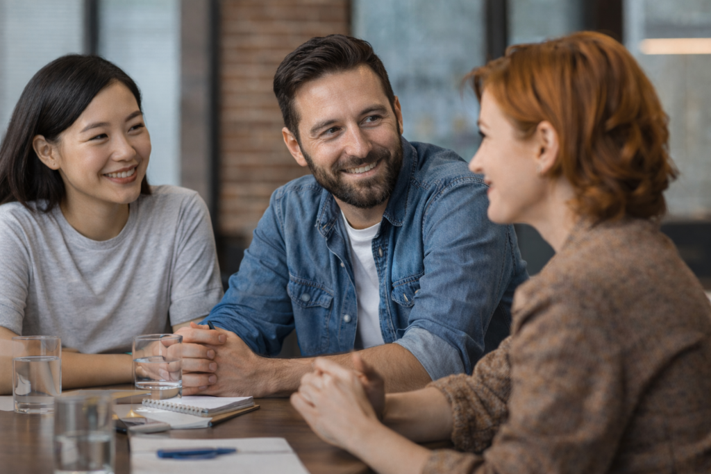 Active-listening-skills-in-professional-communication-and-benefits